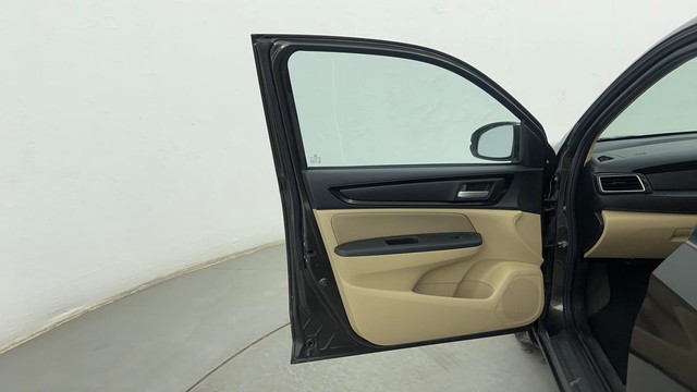 Second-hand 2021 Honda Amaze V for sale in Pune-32