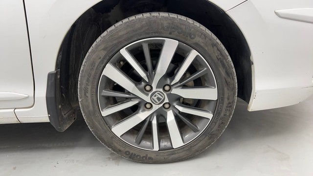 Second-hand 2022 Honda City VX MT for sale in Pune-17