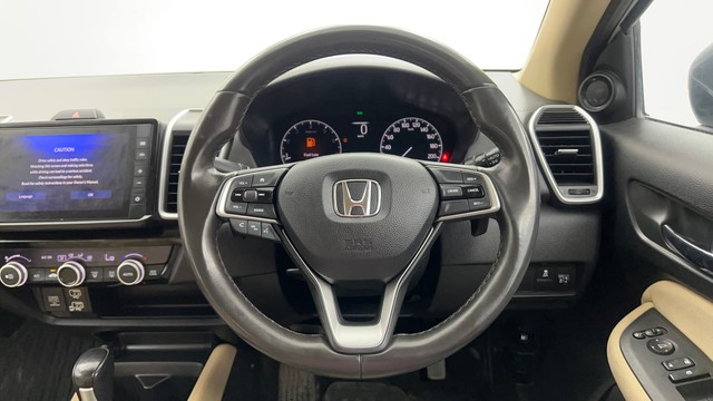 Second-hand 2022 Honda City VX MT for sale in Pune-30