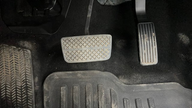 Second-hand 2022 Honda City VX MT for sale in Pune-14