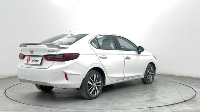 Second-hand 2022 Honda City VX MT for sale in Pune-3