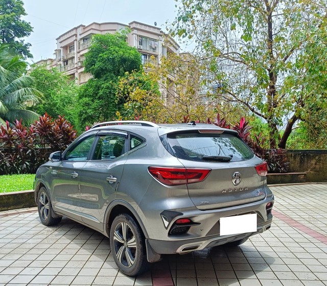 Second-hand 2022 MG Astor Savvy CVT BSVI for sale in Mumbai-3
