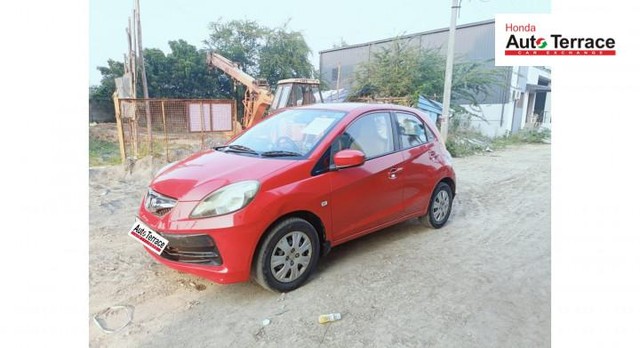 Honda Brio S MT Second-hand 2013 Honda Brio S MT for sale in Thanjavur-1