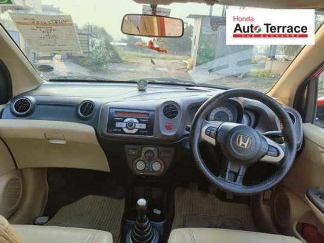 Honda Brio S MT Second-hand 2013 Honda Brio S MT for sale in Thanjavur-9