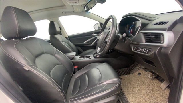 Second-hand 2020 MG Hector Sharp DCT for sale in Chennai-15