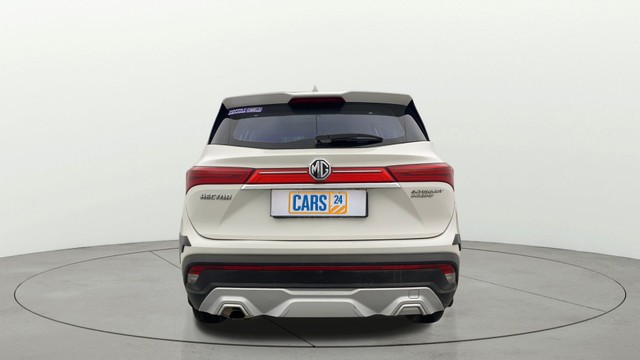 Second-hand 2020 MG Hector Sharp DCT for sale in Chennai-3