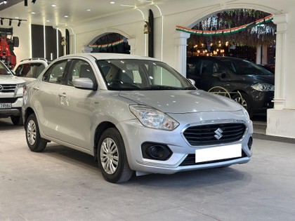 Second-hand 2017 Maruti Swift Dzire AMT VDI for sale in Hyderabad