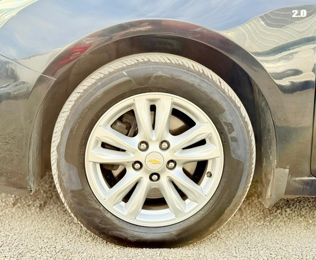 Chevrolet Cruze LTZ AT Second-hand 2017 Chevrolet Cruze LTZ AT for sale in Surat-7