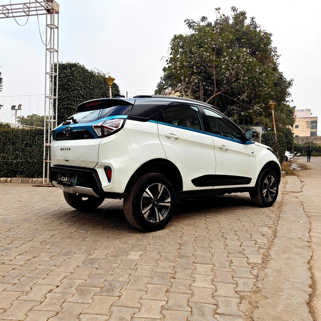 Second-hand 2023 Tata Nexon EV XZ Plus Lux for sale in Gurgaon-10