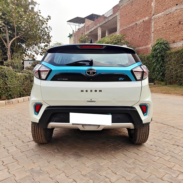 Second-hand 2023 Tata Nexon EV XZ Plus Lux for sale in Gurgaon-2