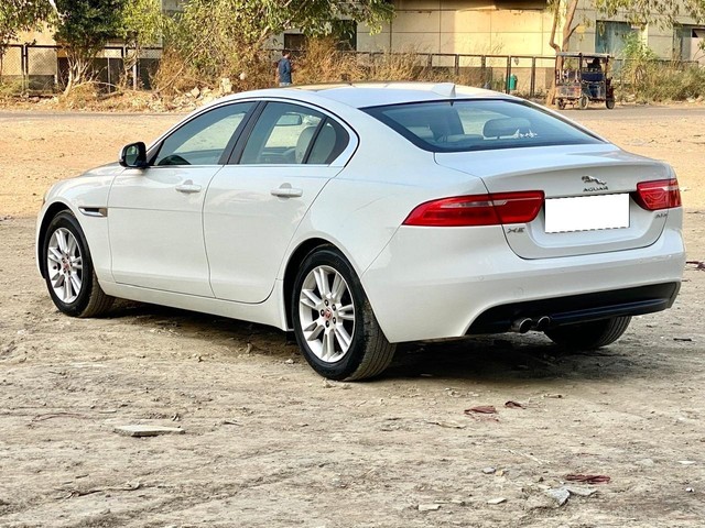 Second-hand 2017 Jaguar XF 2.0 Diesel Prestige for sale in New Delhi-3