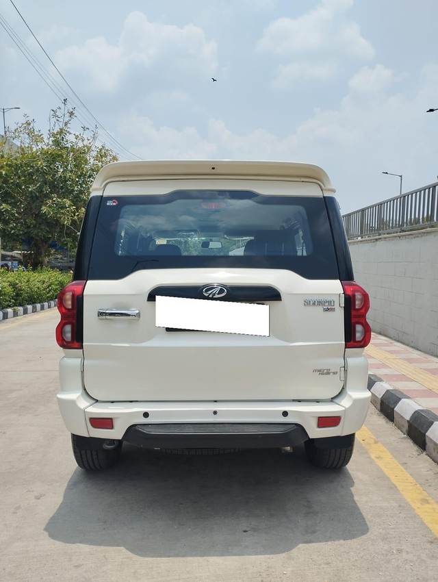 Second-hand 2022 Mahindra Scorpio S5 for sale in New Delhi-16