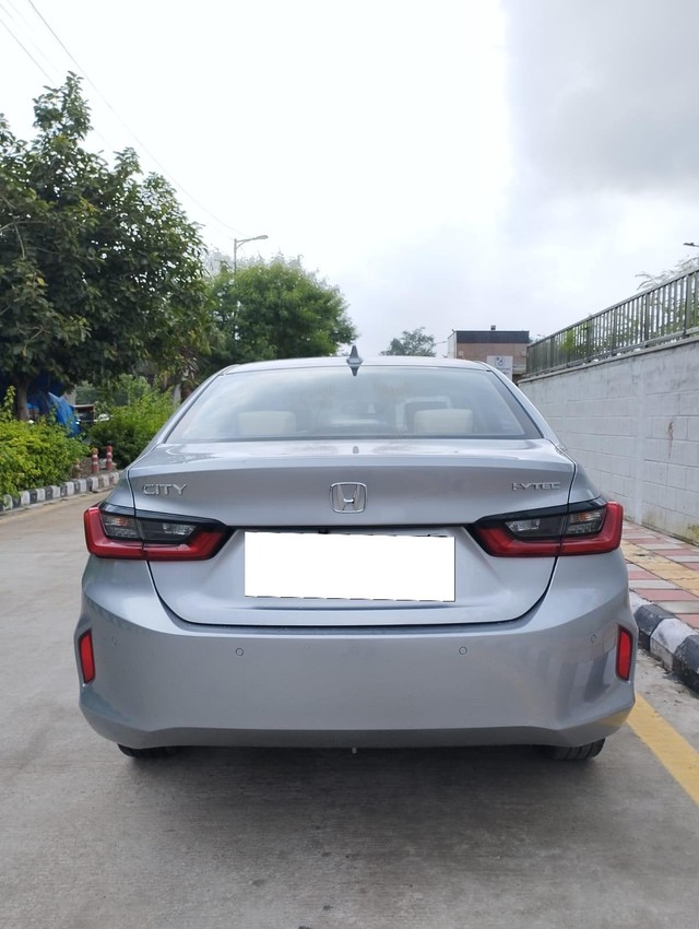 Honda City VX CVT Second-hand 2022 Honda City VX CVT for sale in New Delhi-2