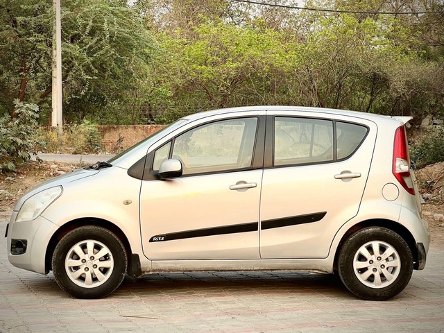 Second-hand 2012 Maruti Ritz ZXi for sale in New Delhi-3