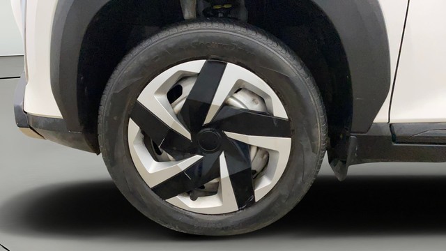 Second-hand 2022 Nissan Magnite XE BSVI for sale in Gurgaon-25