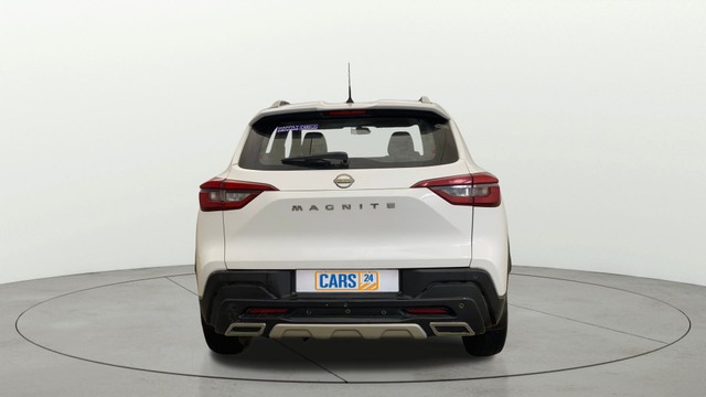 Second-hand 2022 Nissan Magnite XE BSVI for sale in Gurgaon-3