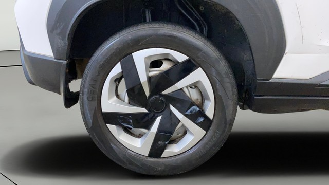 Second-hand 2022 Nissan Magnite XE BSVI for sale in Gurgaon-24