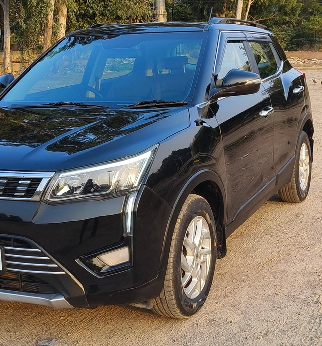 Second-hand 2022 Mahindra XUV300 W8 Diesel BSVI for sale in New Delhi-8