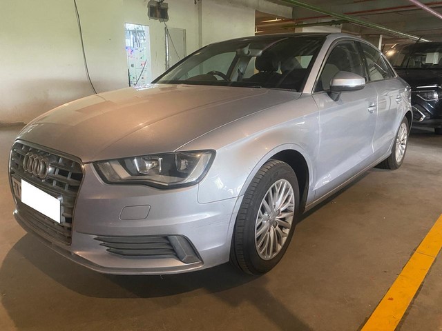 Second-hand 2015 Audi A3 35 TDI Attraction for sale in Chennai-4