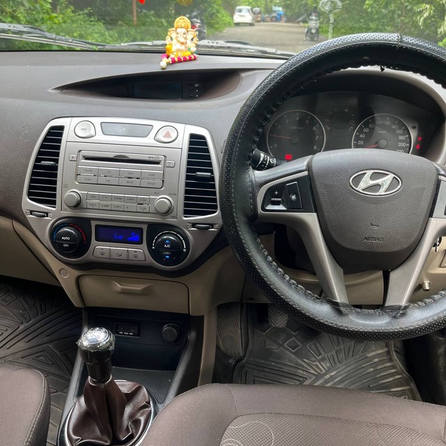 Second-hand 2010 Hyundai i20 1.2 Asta for sale in Mumbai-5