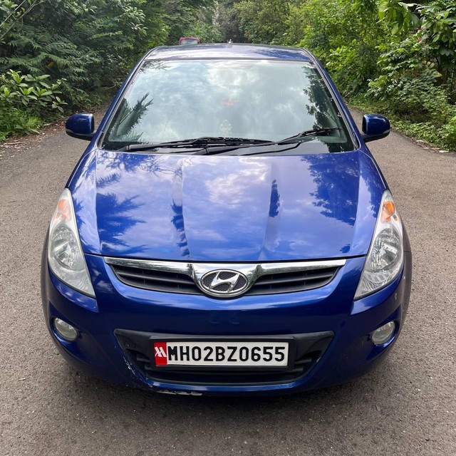 Second-hand 2010 Hyundai i20 1.2 Asta for sale in Mumbai-4
