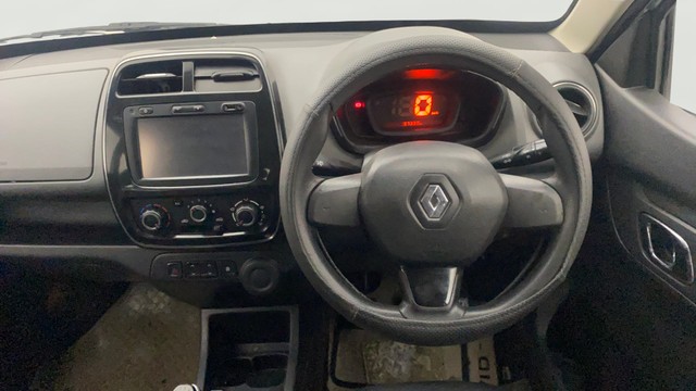 Second-hand 2018 Renault KWID 1.0 RXT for sale in Bangalore-12