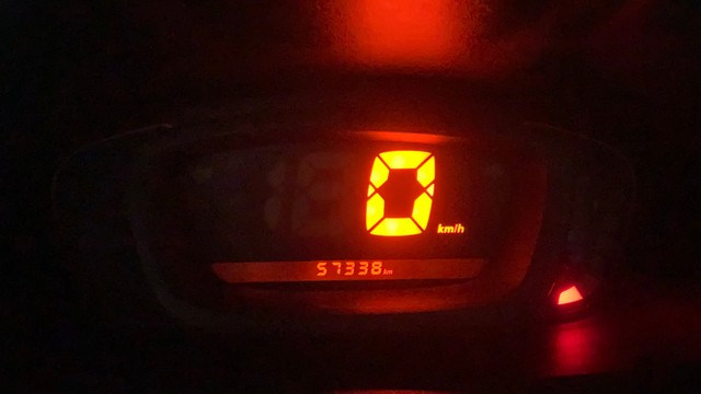 Second-hand 2018 Renault KWID 1.0 RXT for sale in Bangalore-11