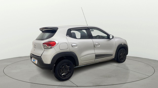 Second-hand 2018 Renault KWID 1.0 RXT for sale in Bangalore-2