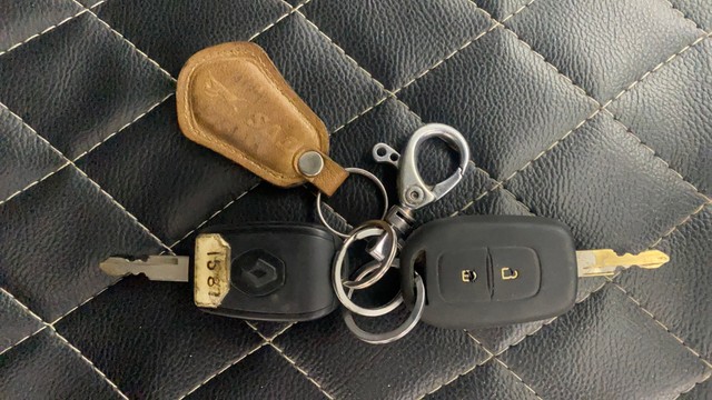 Second-hand 2018 Renault KWID 1.0 RXT for sale in Bangalore-21