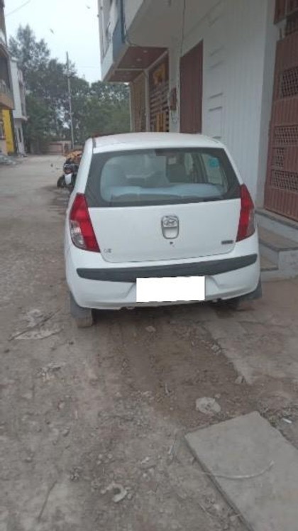 Hyundai i10 Magna 1.2 Second-hand 2010 Hyundai i10 Magna 1.2 for sale in Dewas