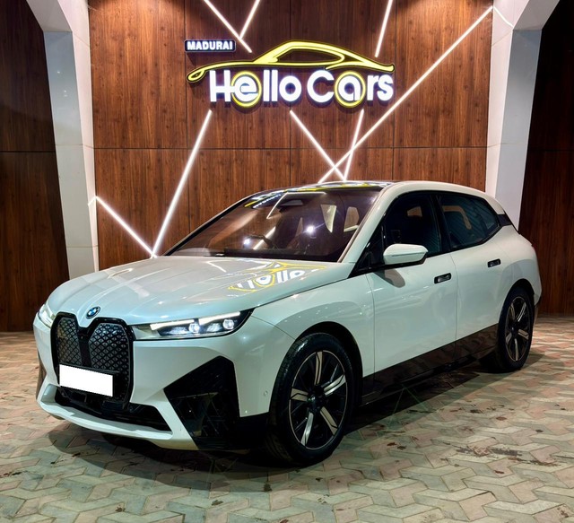 Second-hand 2022 BMW iX xDrive40 for sale in Madurai-6