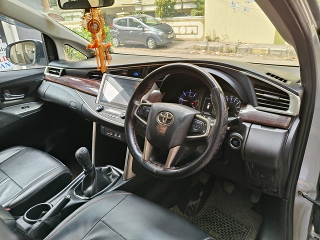 Second-hand 2016 Toyota Innova Crysta 2.4 VX MT 8S BSIV for sale in Hyderabad-7