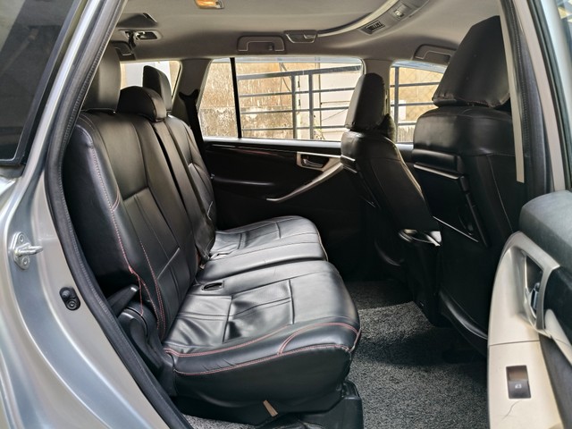 Second-hand 2016 Toyota Innova Crysta 2.4 VX MT 8S BSIV for sale in Hyderabad-4