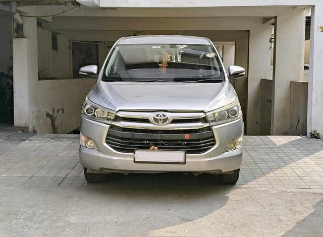 Second-hand 2016 Toyota Innova Crysta 2.4 VX MT 8S BSIV for sale in Hyderabad-3