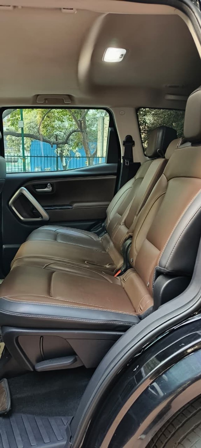 Second-hand 2024 Mahindra Scorpio N Z8 Diesel AT for sale in New Delhi-17