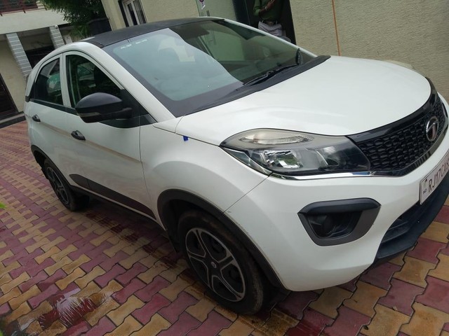 Second-hand 2017 Tata Nexon 1.2 Revotron XM for sale in Kota-1