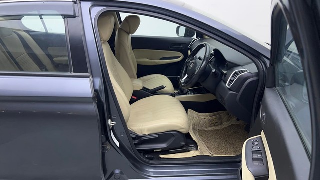 Second-hand 2022 Honda City 1.5 V MT Exclusive for sale in Ghaziabad-15