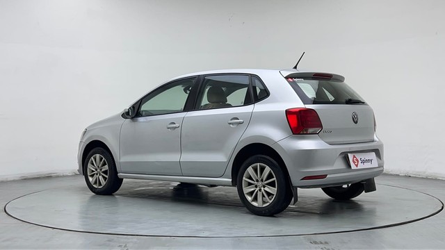 Second-hand 2016 Volkswagen Polo Petrol Highline 1.2L for sale in Ghaziabad-5