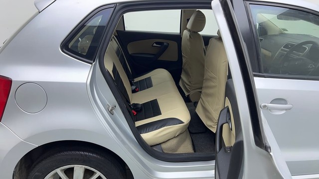 Second-hand 2016 Volkswagen Polo Petrol Highline 1.2L for sale in Ghaziabad-38