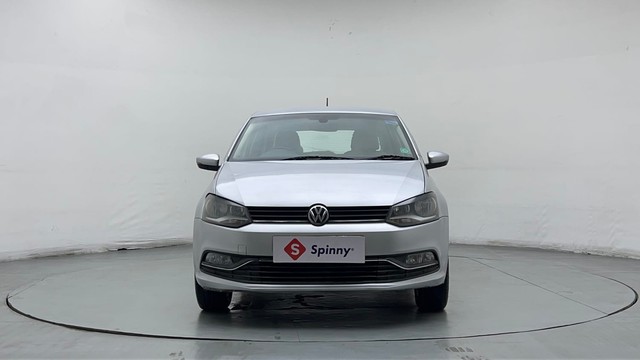 Second-hand 2016 Volkswagen Polo Petrol Highline 1.2L for sale in Ghaziabad-7
