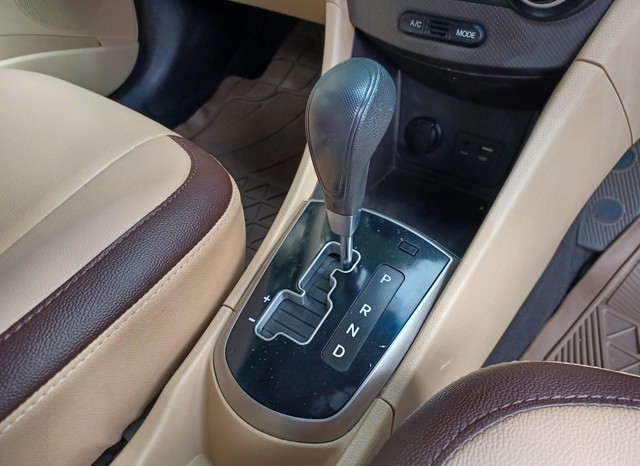 Second-hand 2016 Hyundai Verna 1.6 VTVT AT SX for sale in Mumbai-14