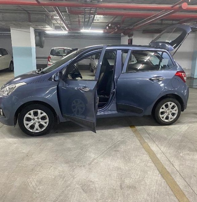 Hyundai Grand i10 Sportz Second-hand 2014 Hyundai Grand i10 Sportz for sale in Ranga reddy-2