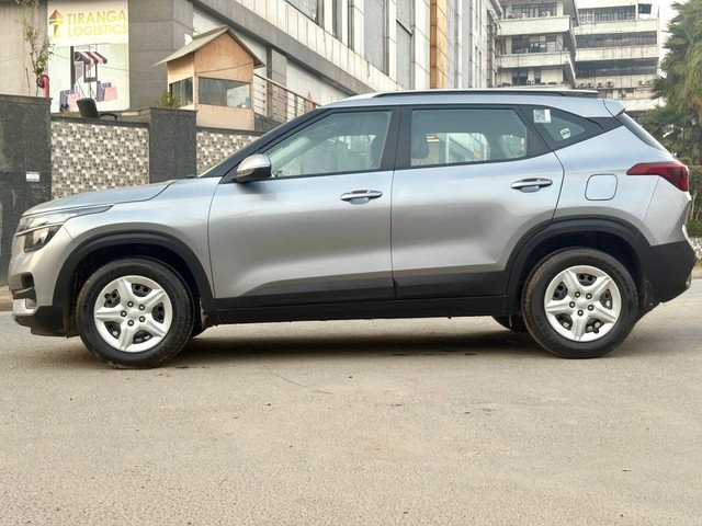 Second-hand 2020 Kia Seltos HTK G for sale in New Delhi-5