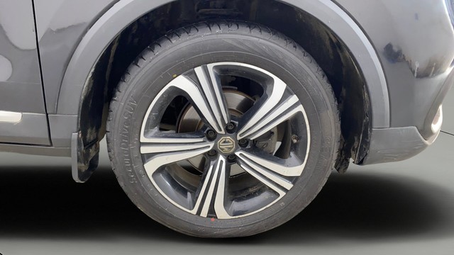 Second-hand 2022 MG Astor Sharp EX BSVI for sale in Chennai-24