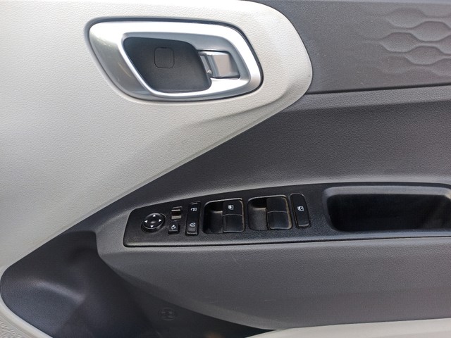 Second-hand 2022 Hyundai Grand i10 Nios Sportz for sale in Hyderabad-11