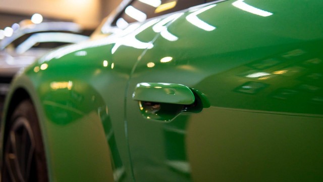 Second-hand 2023 Porsche 911 Turbo S 2023-2025 for sale in New Delhi-8