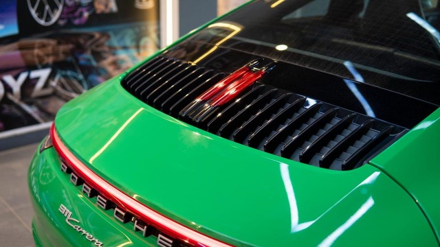 Second-hand 2023 Porsche 911 Turbo S 2023-2025 for sale in New Delhi-7