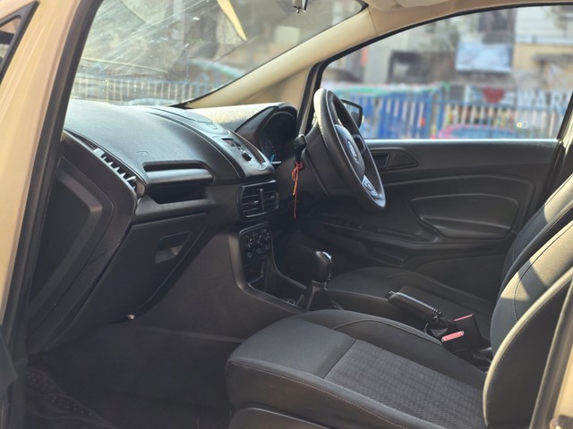 Second-hand 2020 Ford Ecosport 1.5 Diesel Ambiente for sale in Kolkata-12
