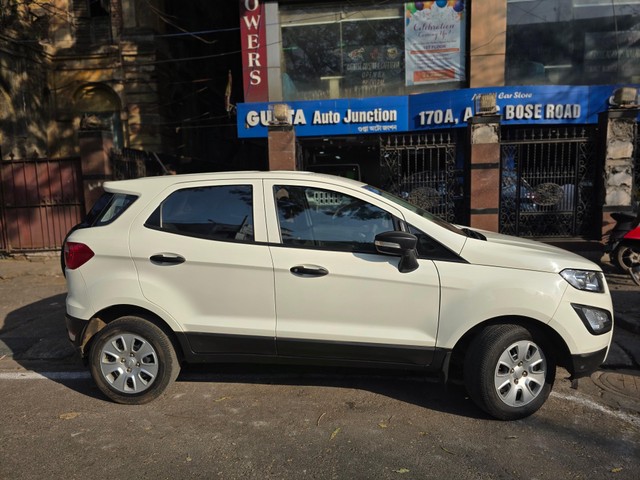 Second-hand 2020 Ford Ecosport 1.5 Diesel Ambiente for sale in Kolkata-2