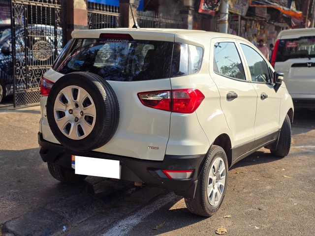 Second-hand 2020 Ford Ecosport 1.5 Diesel Ambiente for sale in Kolkata-11